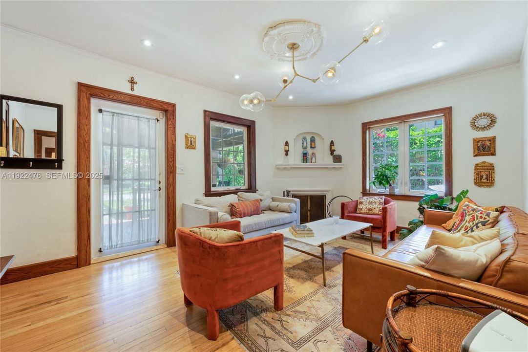 Living room with fireplace