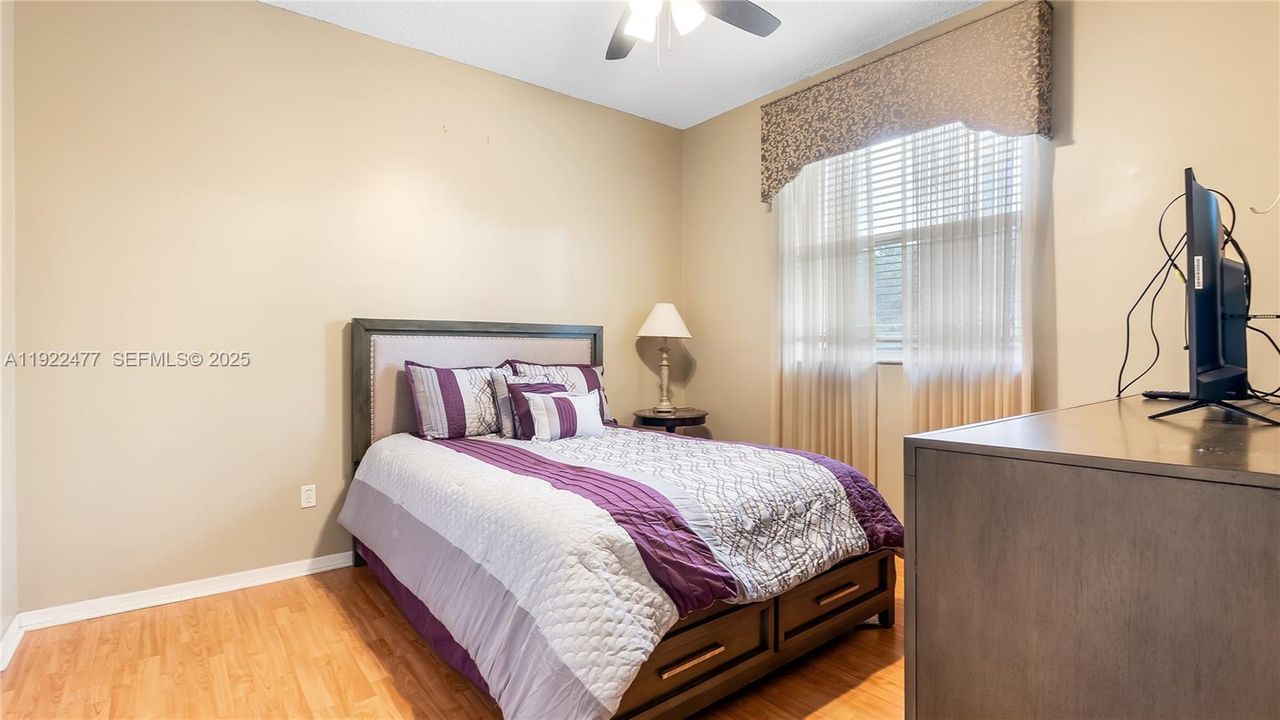 待售: $975,000 (5 贝兹, 4 浴室, 3646 平方英尺)