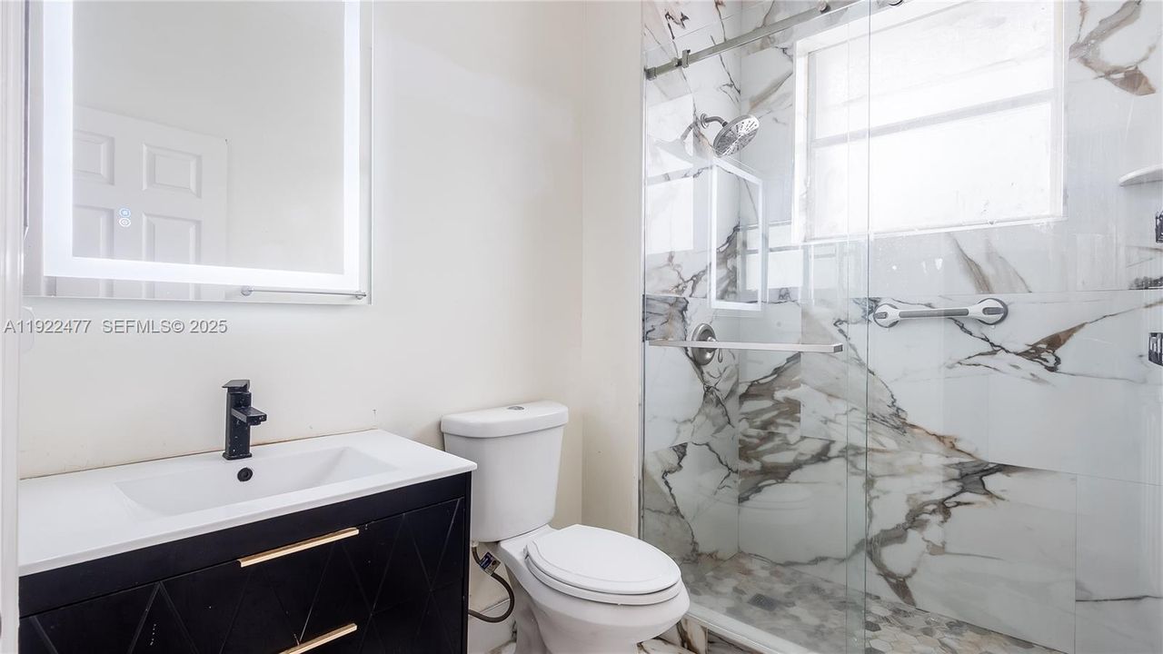 待售: $975,000 (5 贝兹, 4 浴室, 3646 平方英尺)