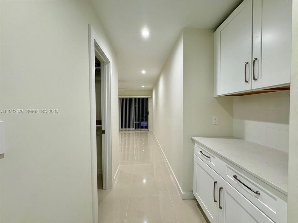 For Rent: $4,000 (2 beds, 2 baths, 1280 Square Feet)