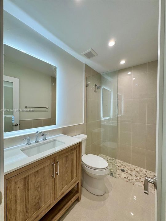 For Rent: $4,000 (2 beds, 2 baths, 1280 Square Feet)