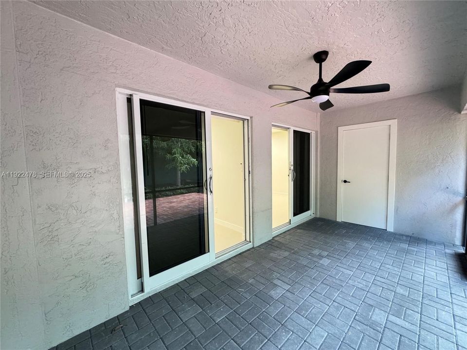 For Rent: $4,000 (2 beds, 2 baths, 1280 Square Feet)