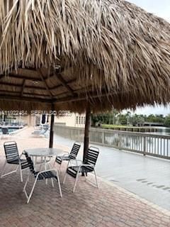 For Sale: $185,900 (1 beds, 1 baths, 1100 Square Feet)