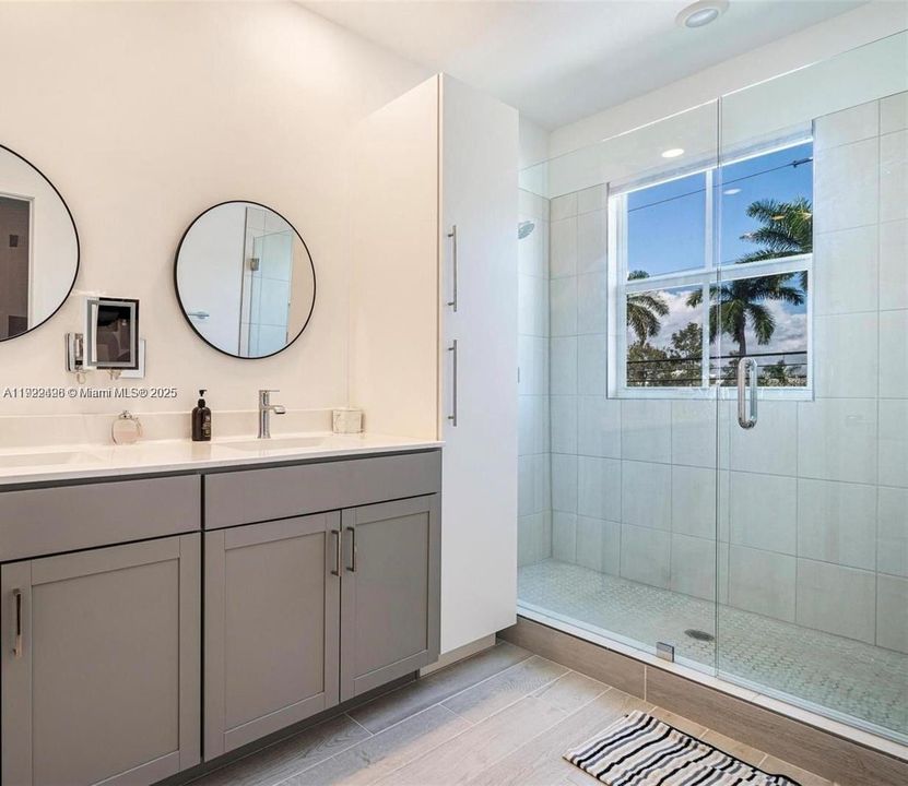 For Sale: $724,888 (4 beds, 3 baths, 2260 Square Feet)