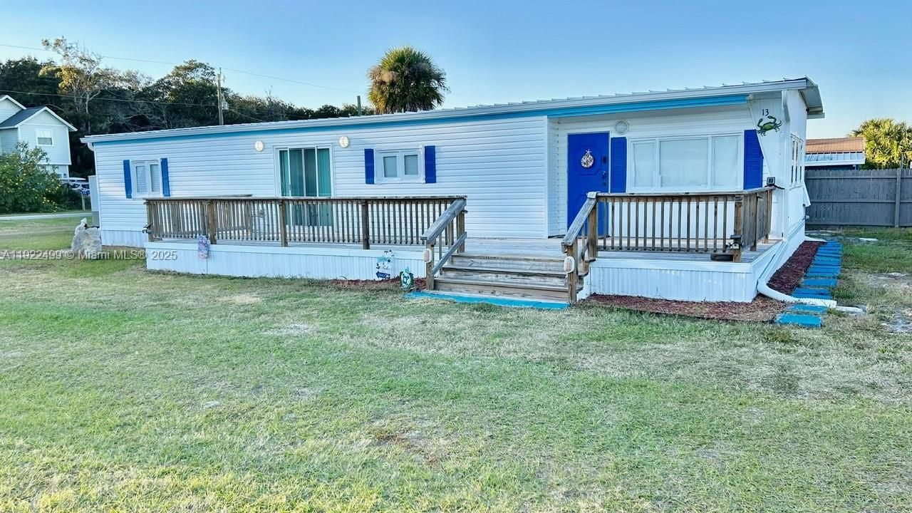 На продажу: $341,000 (3 спален, 2 ванн, 1936 Квадратных фут)