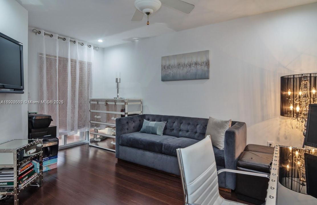 В аренду: $4,200 (3 спален, 2 ванн, 1748 Квадратных фут)