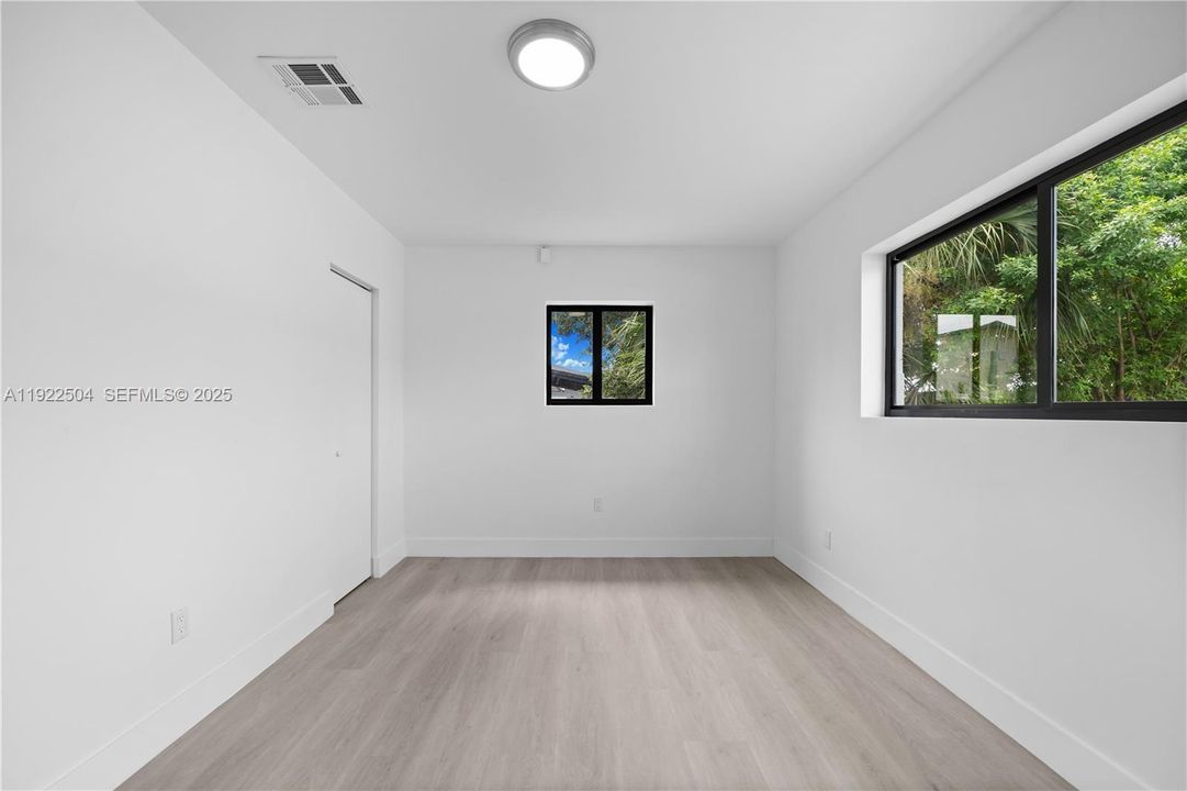 For Sale: $585,900 (6 beds, 3 baths, 2329 Square Feet)