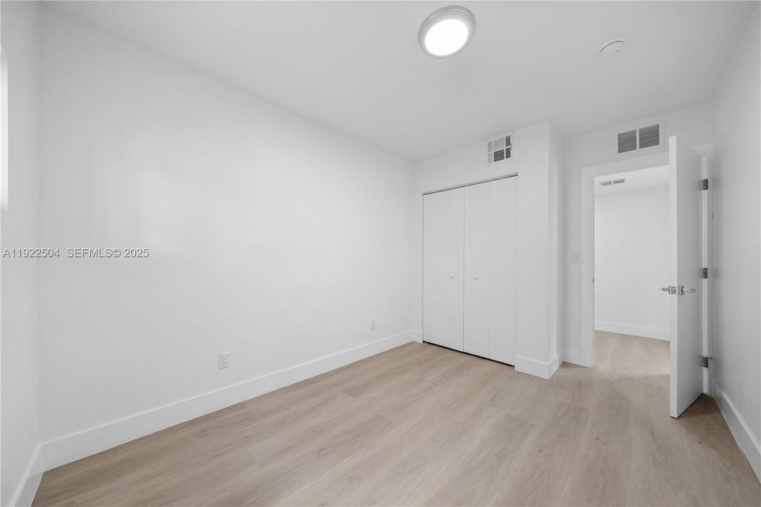 For Sale: $585,900 (6 beds, 3 baths, 2329 Square Feet)