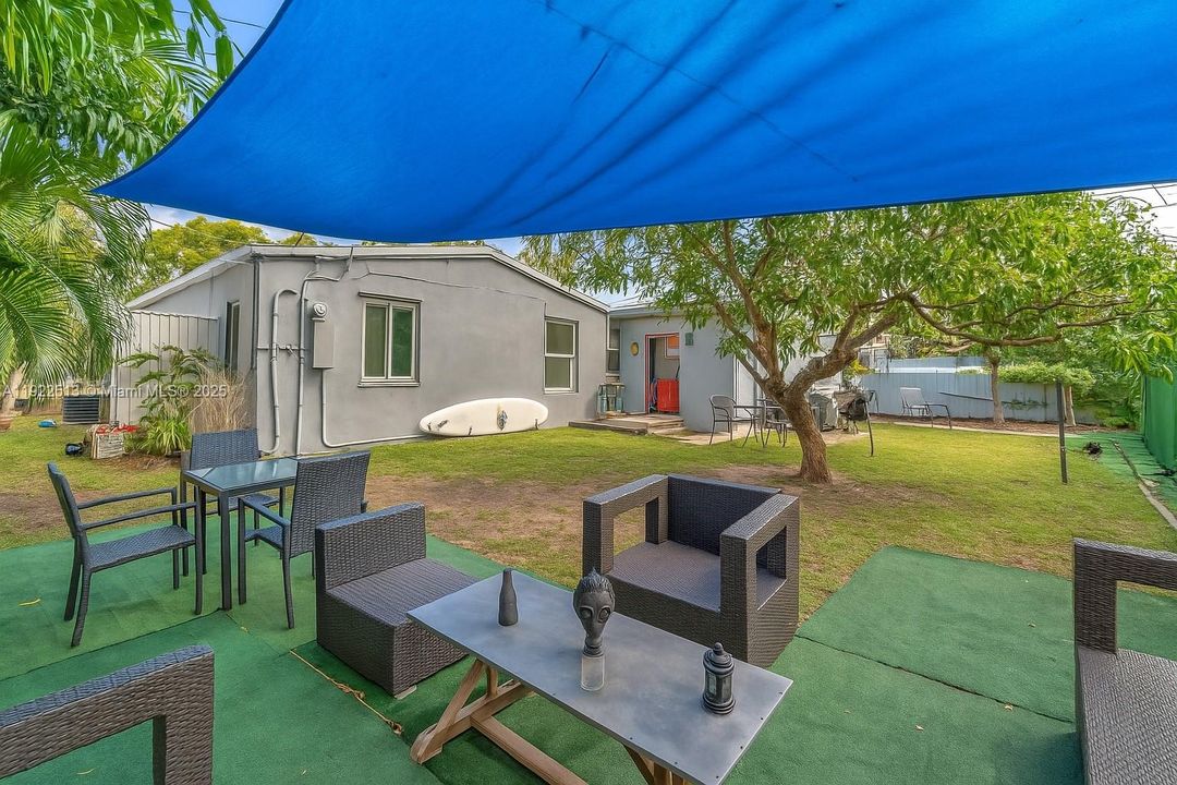 For Sale: $630,000 (3 beds, 2 baths, 1527 Square Feet)