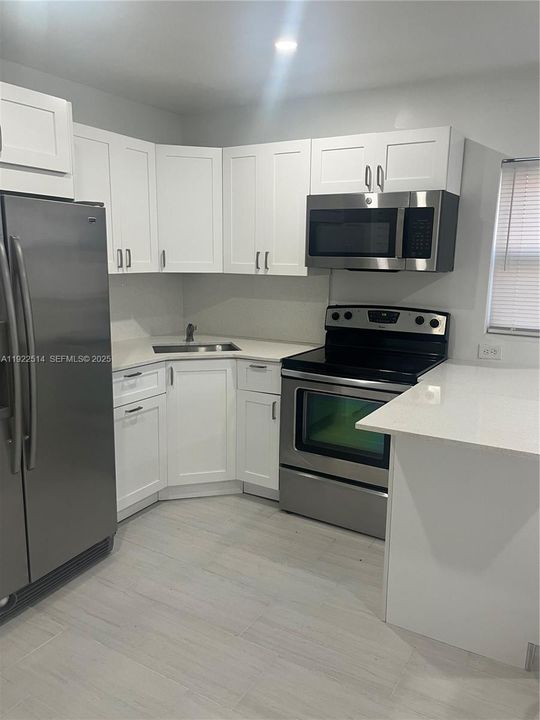 出租: $1,700 (1 贝兹, 1 浴室, 1726 平方英尺)