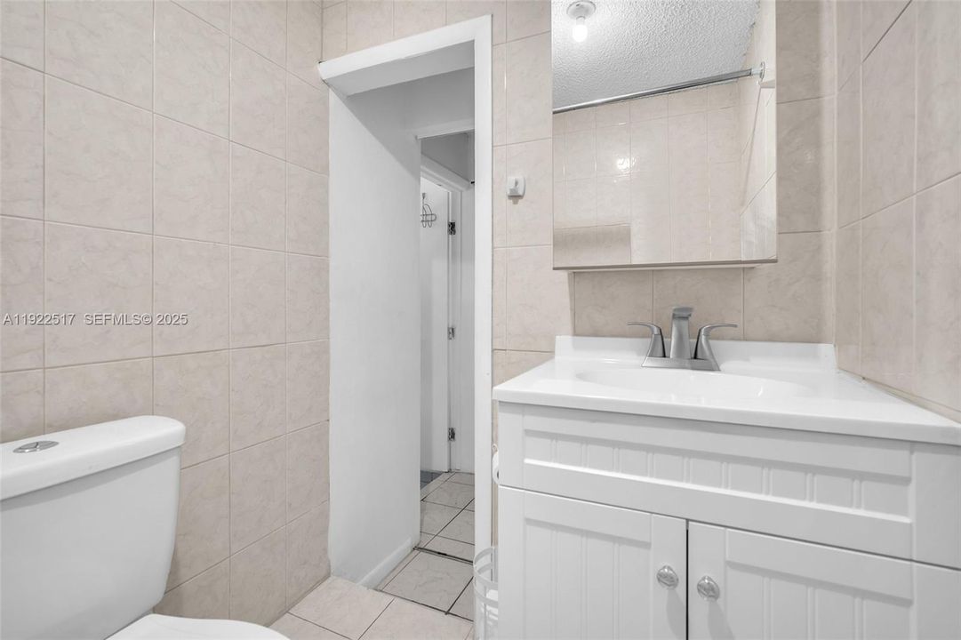 For Sale: $764,500 (4 beds, 2 baths, 1927 Square Feet)