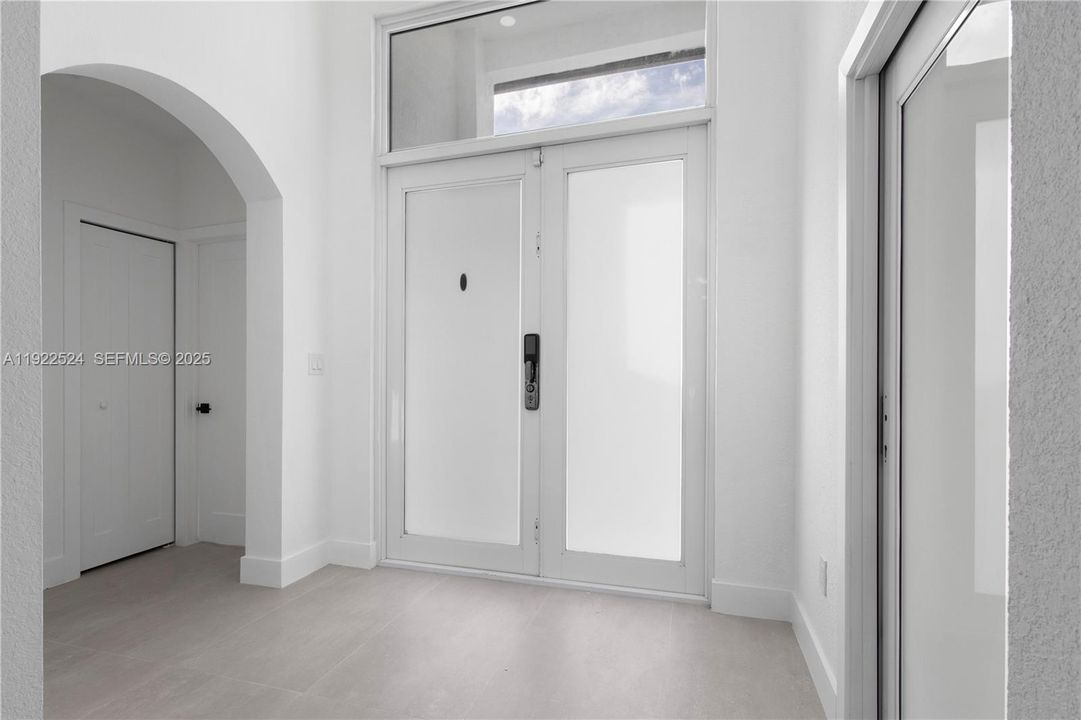 For Sale: $630,000 (3 beds, 2 baths, 1538 Square Feet)