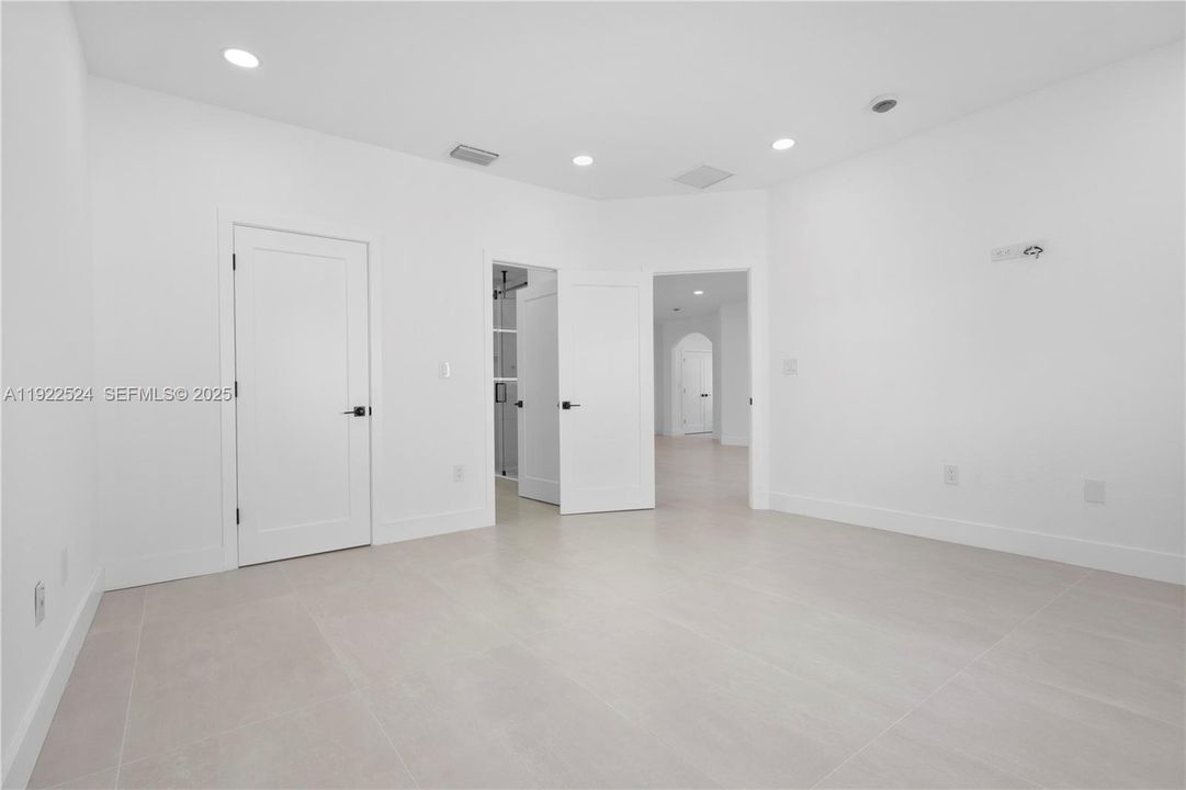 For Sale: $630,000 (3 beds, 2 baths, 1538 Square Feet)