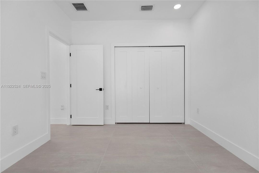 For Sale: $630,000 (3 beds, 2 baths, 1538 Square Feet)