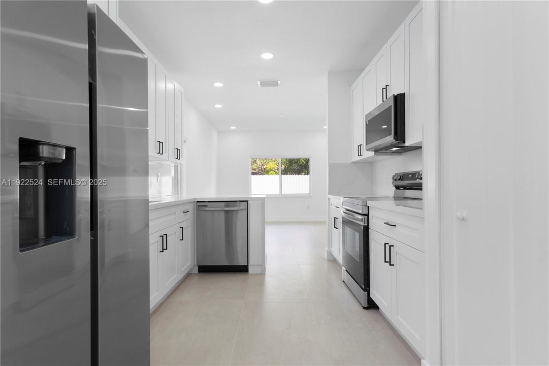 For Sale: $630,000 (3 beds, 2 baths, 1538 Square Feet)