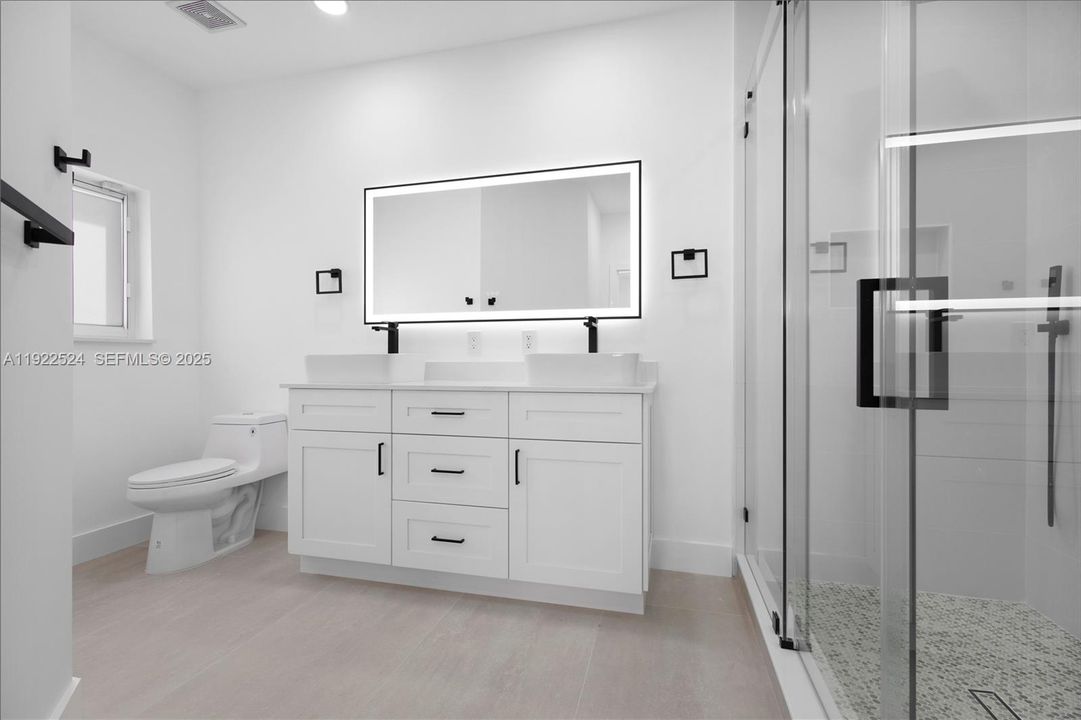 For Sale: $630,000 (3 beds, 2 baths, 1538 Square Feet)