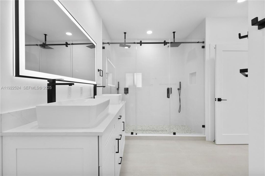 For Sale: $630,000 (3 beds, 2 baths, 1538 Square Feet)