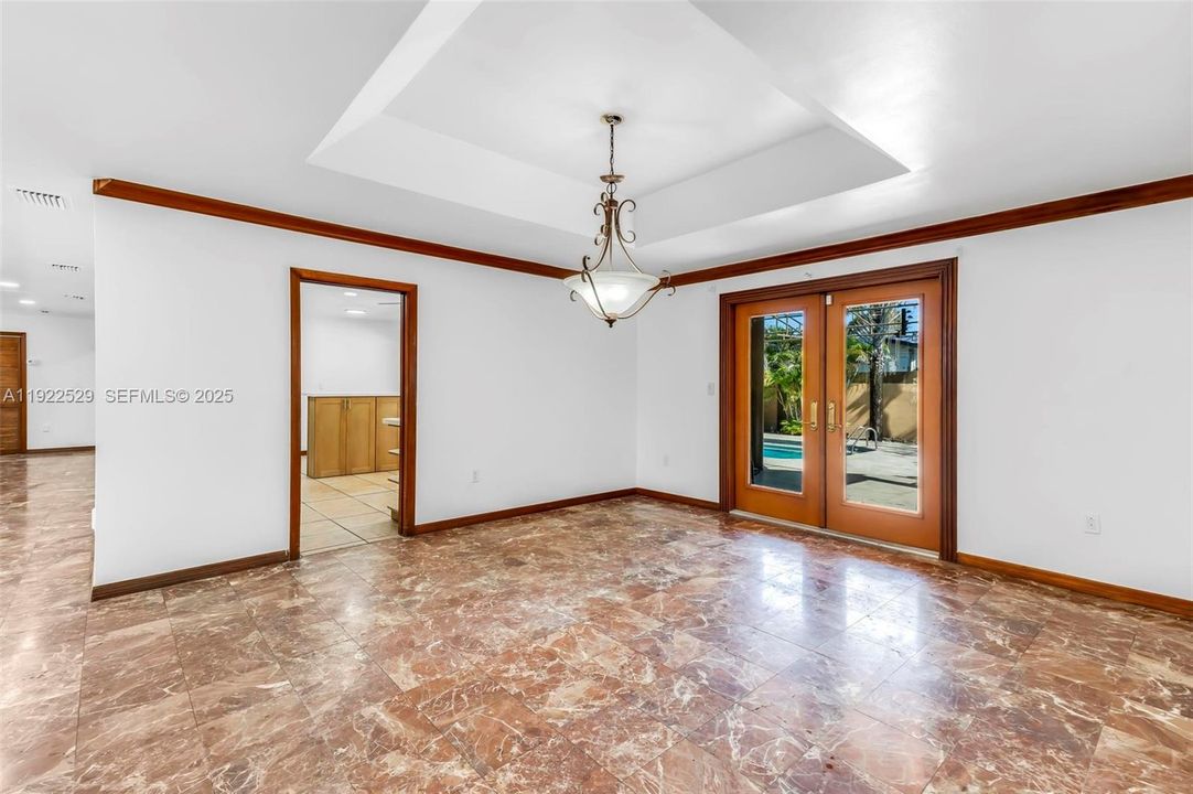 For Sale: $2,900,000 (4 beds, 5 baths, 3875 Square Feet)