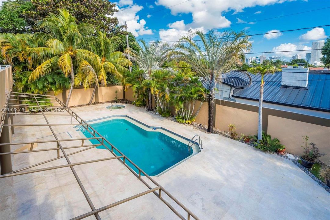 For Sale: $2,900,000 (4 beds, 5 baths, 3875 Square Feet)