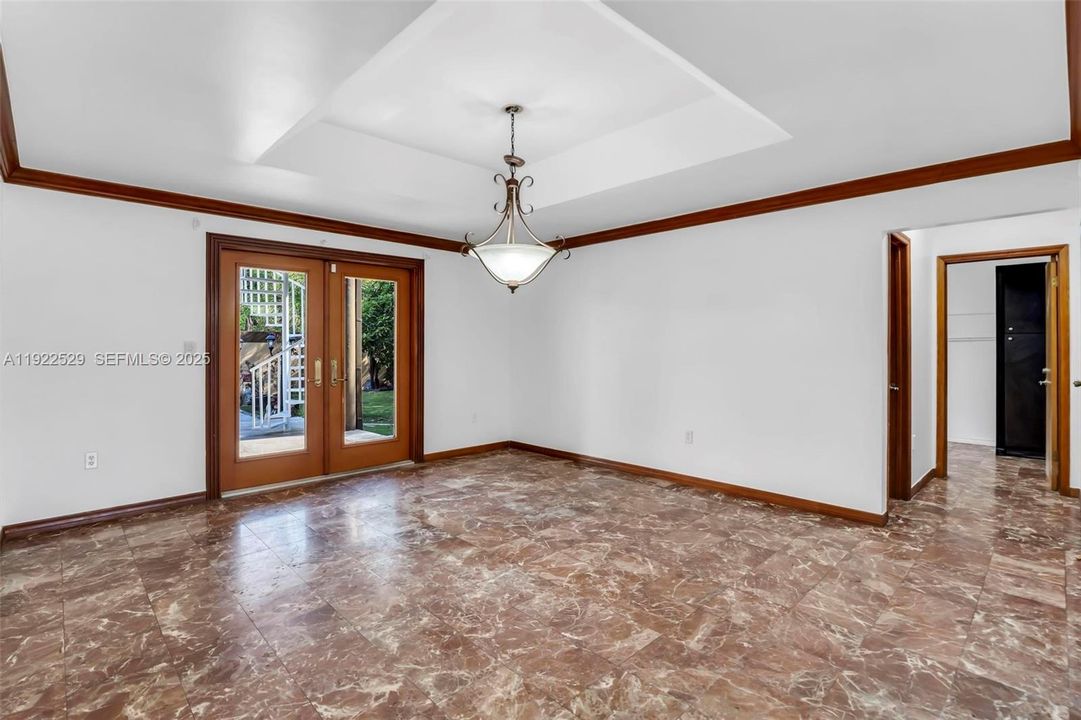 For Sale: $2,900,000 (4 beds, 5 baths, 3875 Square Feet)