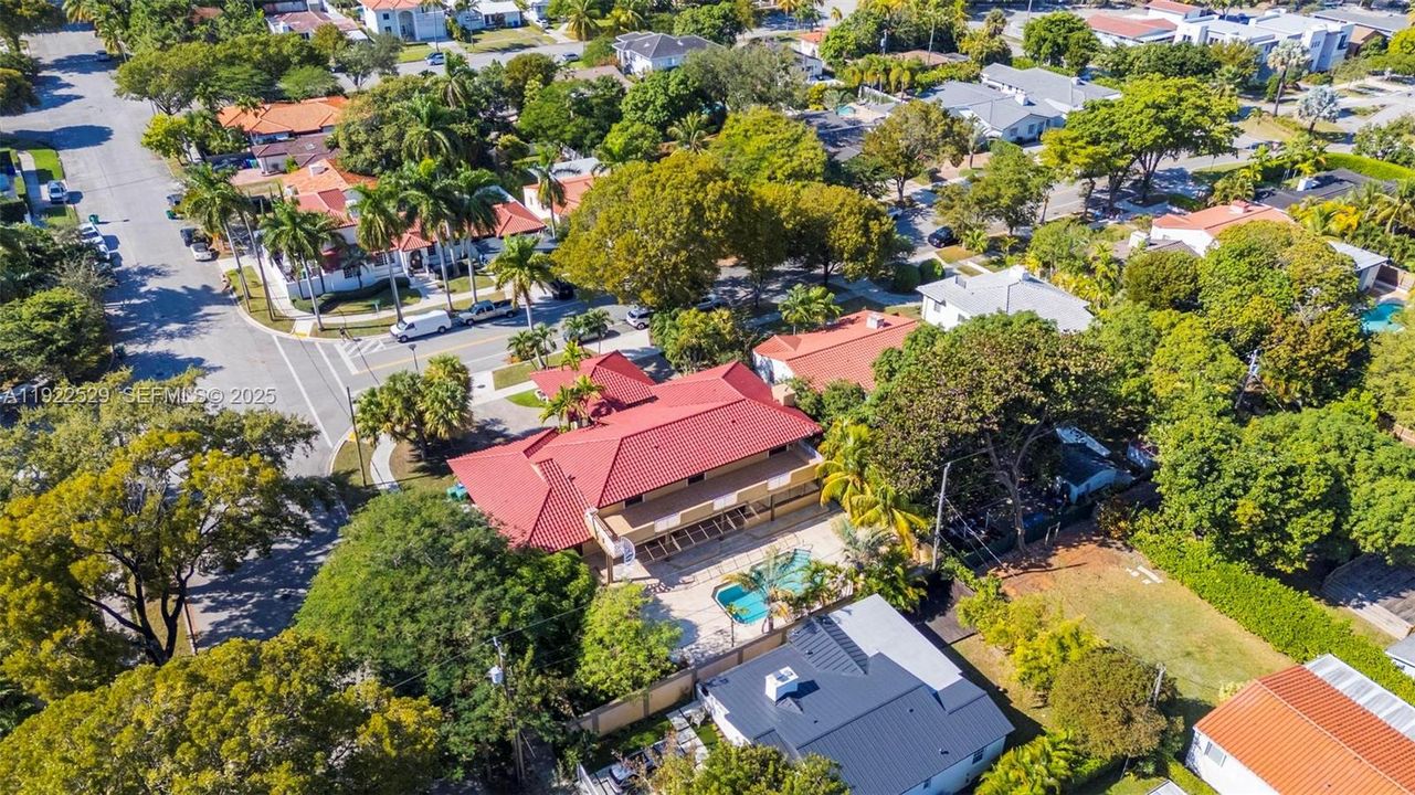 For Sale: $2,900,000 (4 beds, 5 baths, 3875 Square Feet)