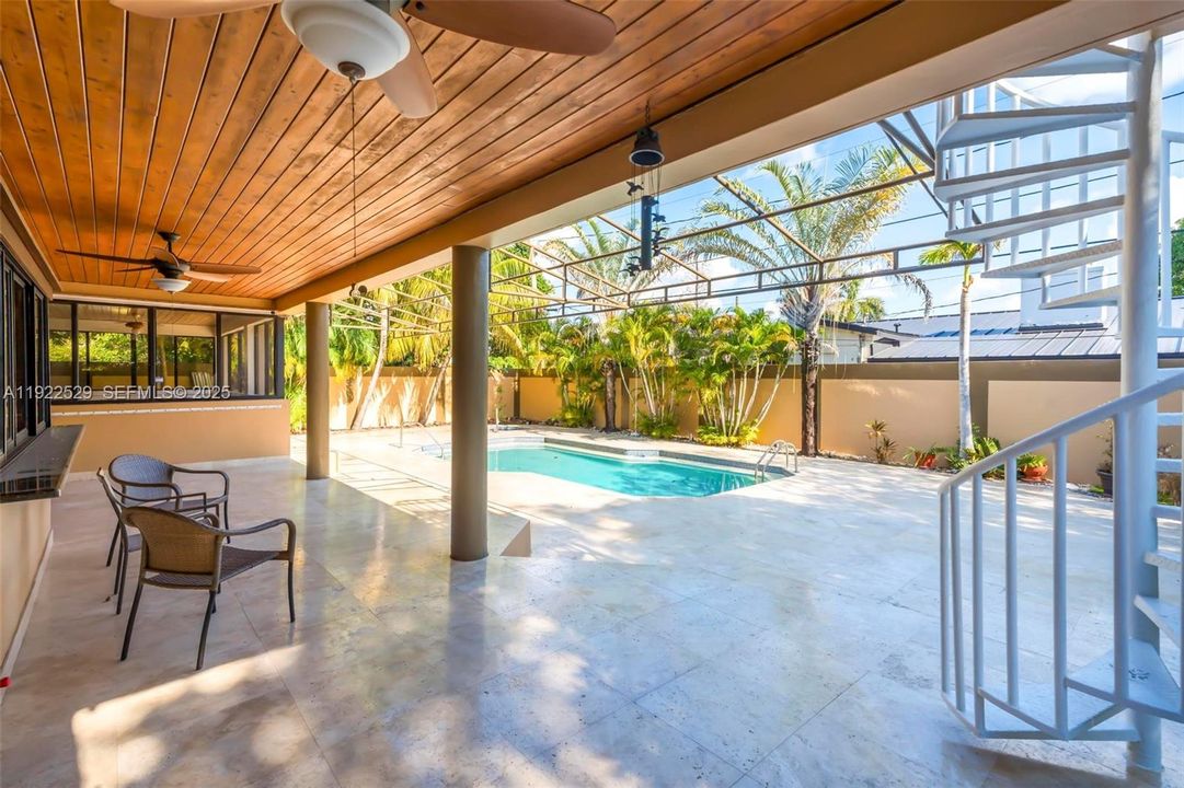 For Sale: $2,900,000 (4 beds, 5 baths, 3875 Square Feet)