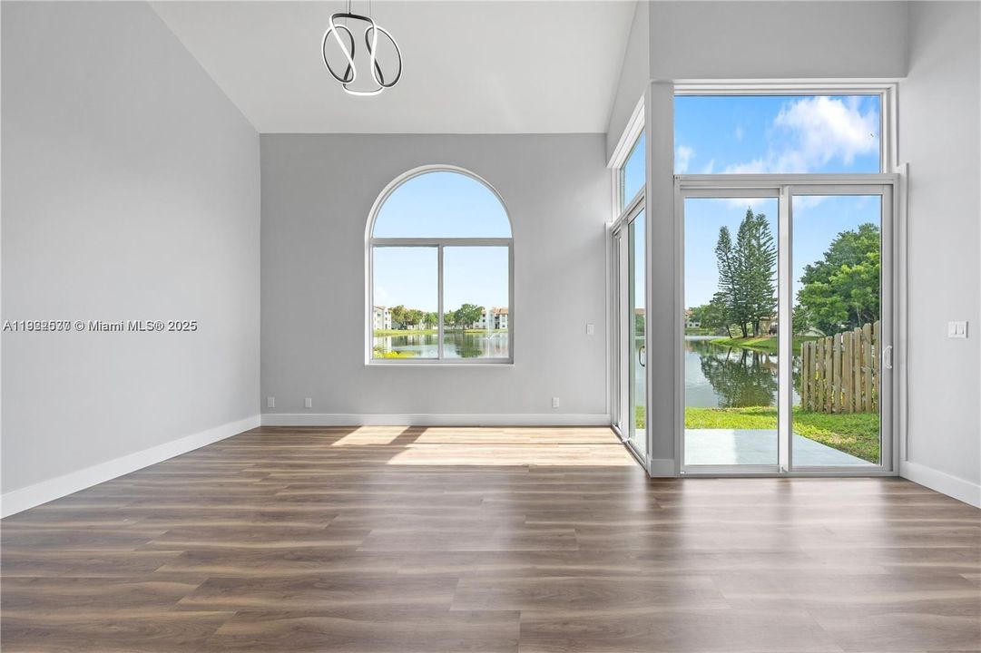 For Rent: $4,650 (3 beds, 2 baths, 1764 Square Feet)