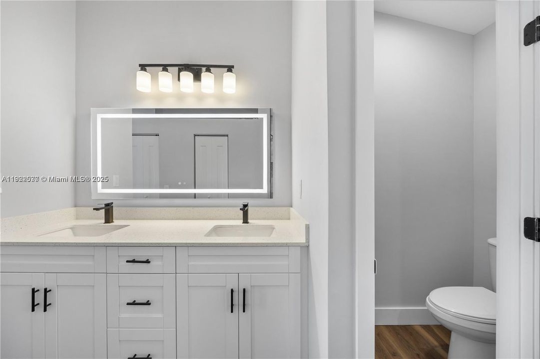 For Rent: $4,650 (3 beds, 2 baths, 1764 Square Feet)