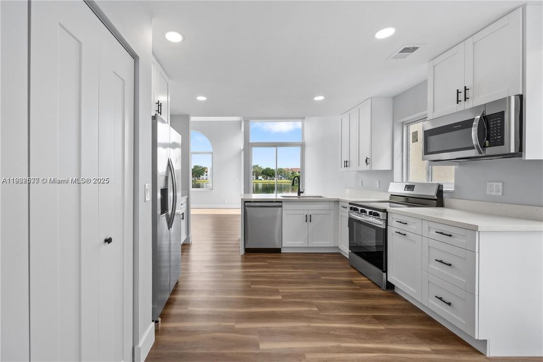 For Rent: $4,650 (3 beds, 2 baths, 1764 Square Feet)