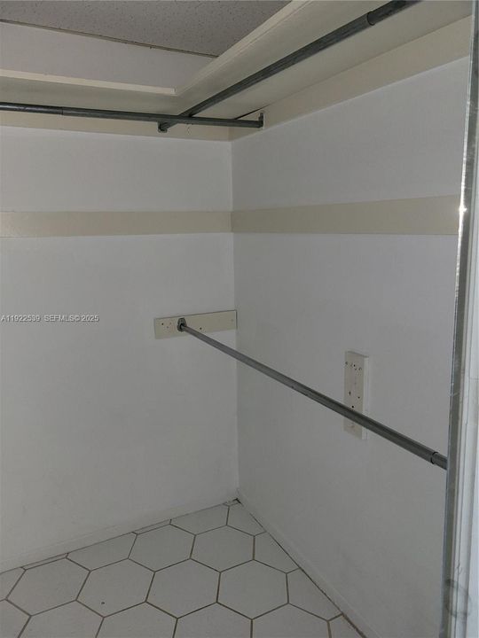 En Venta: $229,000 (1 camas, 1 baños, 762 Pies cuadrados)