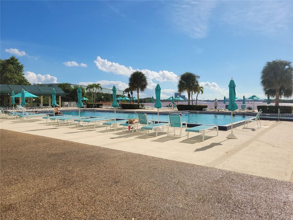 En Venta: $229,000 (1 camas, 1 baños, 762 Pies cuadrados)