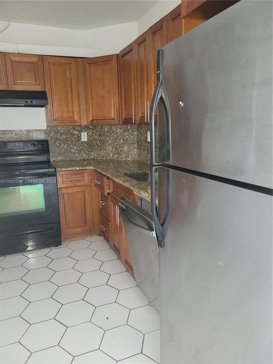 En Venta: $229,000 (1 camas, 1 baños, 762 Pies cuadrados)