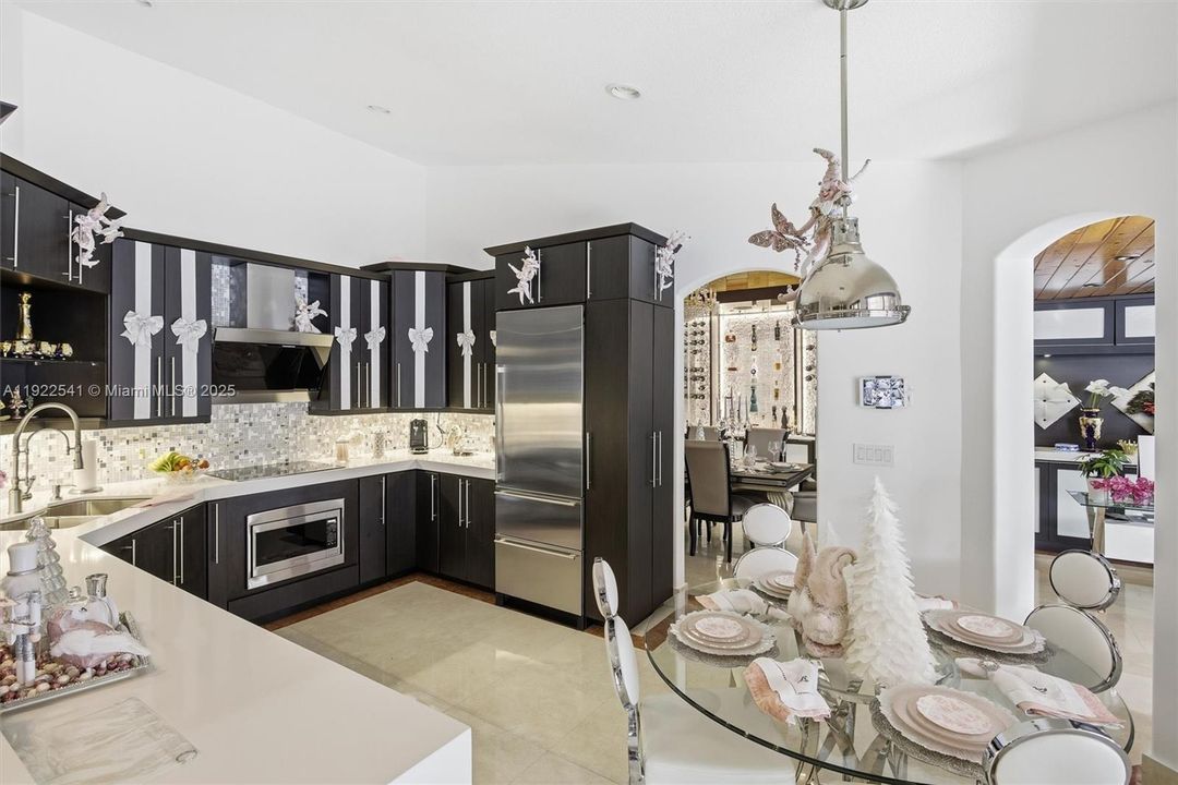 For Sale: $1,699,900 (4 beds, 2 baths, 2482 Square Feet)