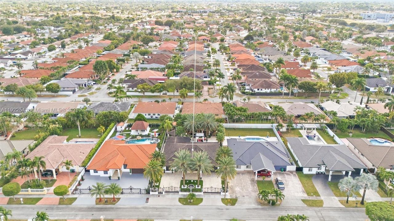 For Sale: $1,699,900 (4 beds, 2 baths, 2482 Square Feet)