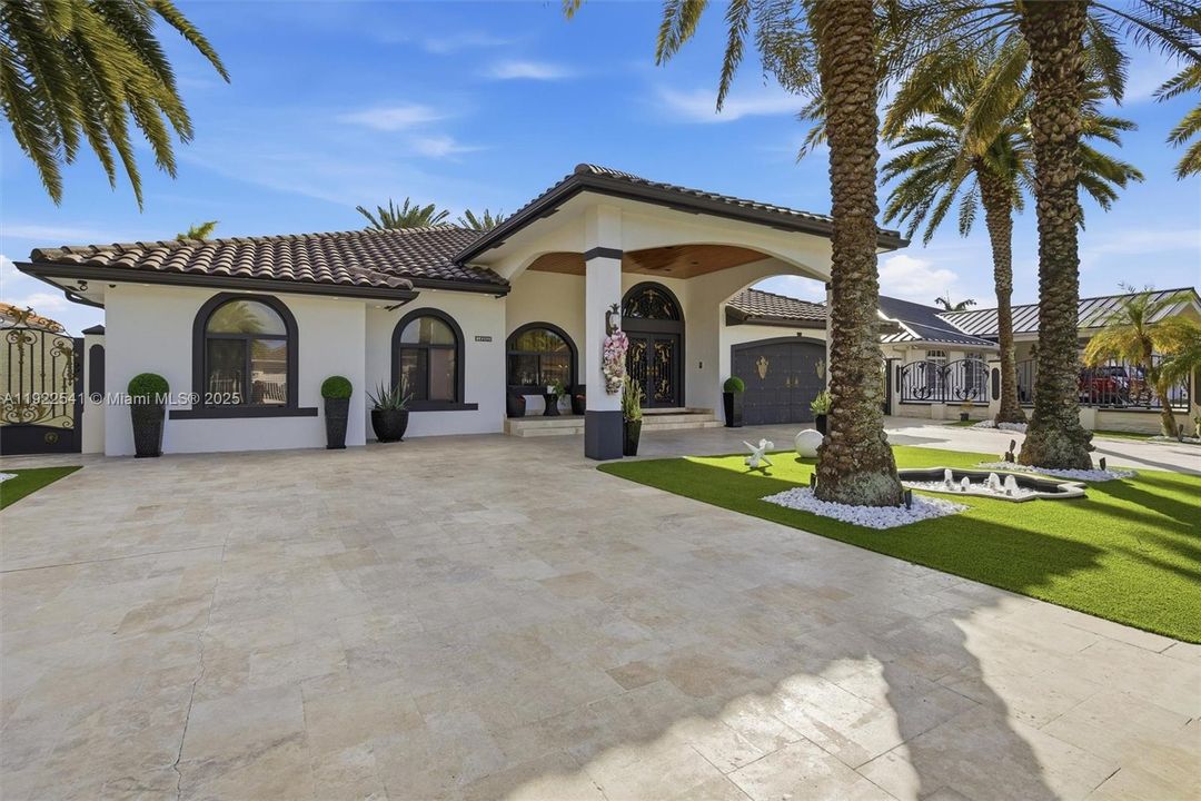 For Sale: $1,699,900 (4 beds, 2 baths, 2482 Square Feet)