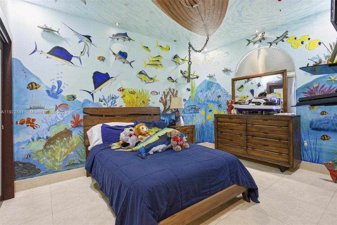 For Sale: $1,699,900 (4 beds, 2 baths, 2482 Square Feet)