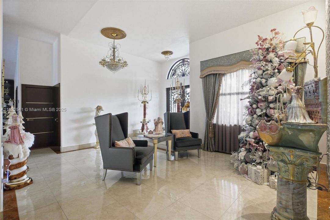 For Sale: $1,699,900 (4 beds, 2 baths, 2482 Square Feet)