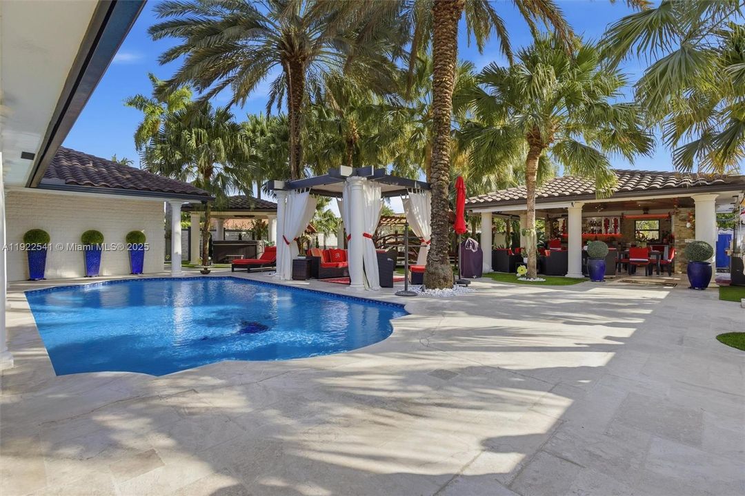 For Sale: $1,699,900 (4 beds, 2 baths, 2482 Square Feet)