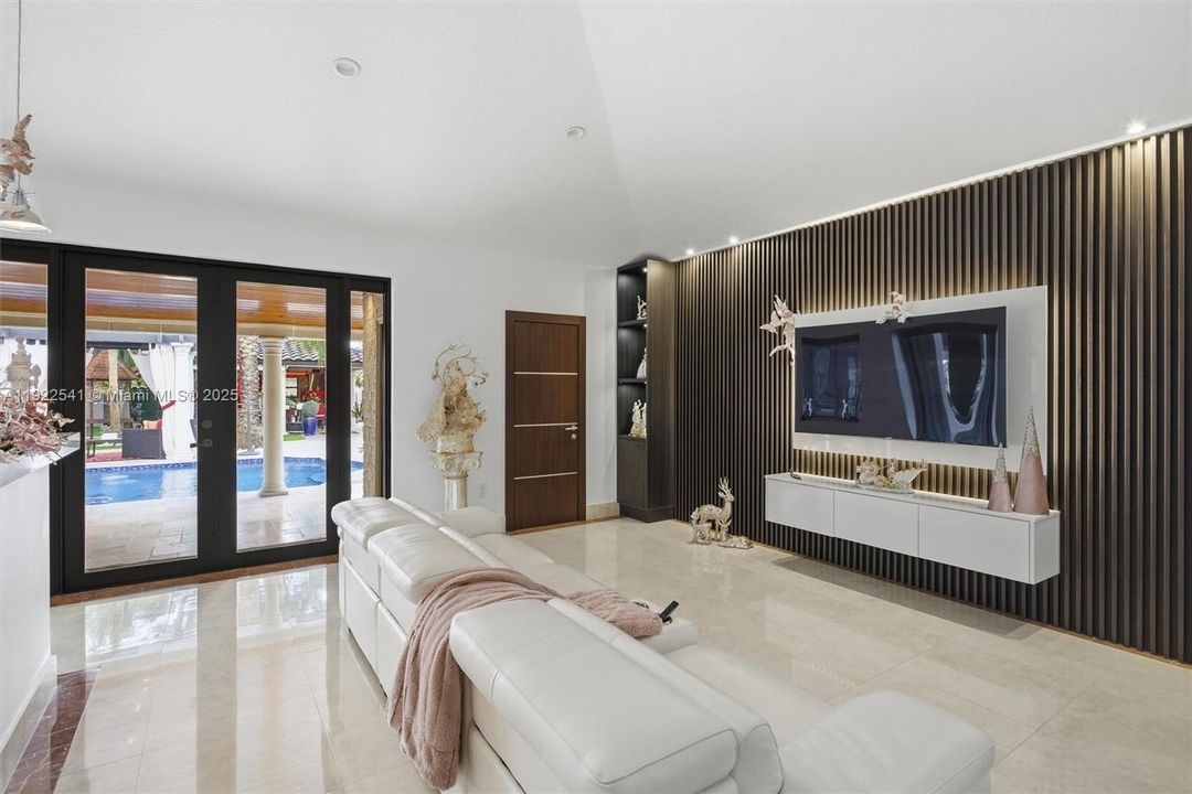 For Sale: $1,699,900 (4 beds, 2 baths, 2482 Square Feet)