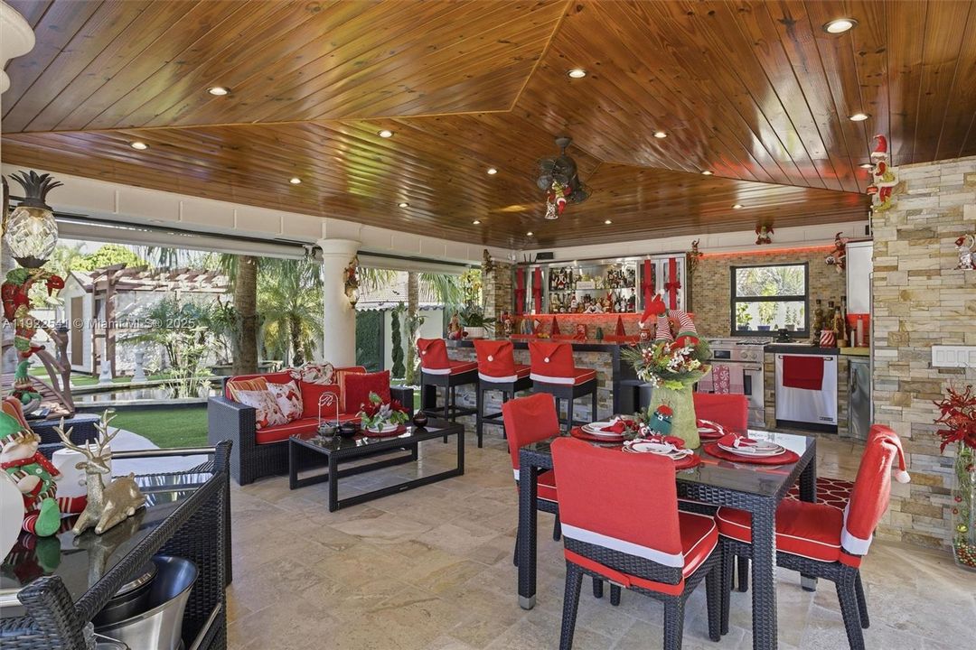 For Sale: $1,699,900 (4 beds, 2 baths, 2482 Square Feet)