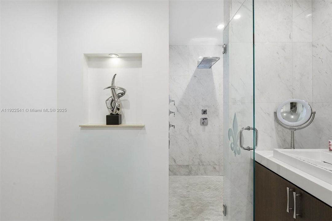 For Sale: $1,699,900 (4 beds, 2 baths, 2482 Square Feet)