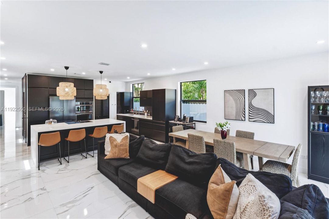 For Sale: $1,450,000 (4 beds, 4 baths, 2594 Square Feet)