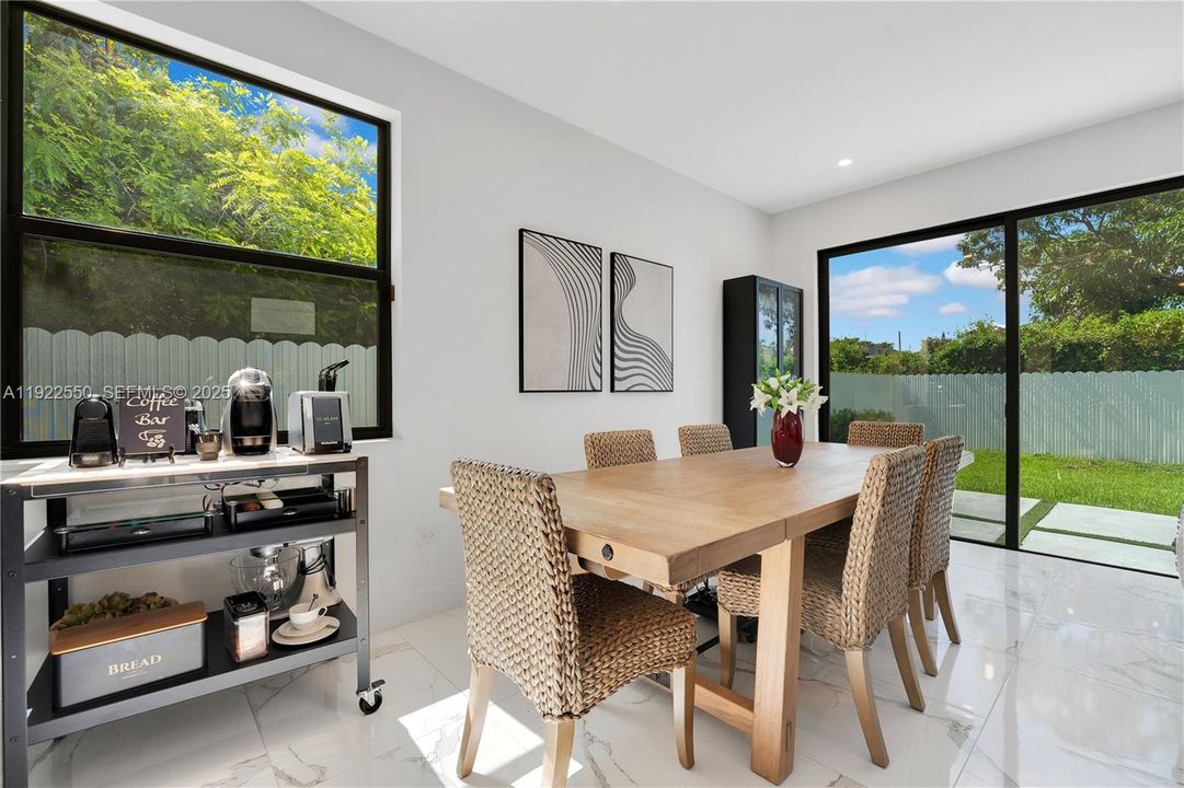 For Sale: $1,450,000 (4 beds, 4 baths, 2594 Square Feet)