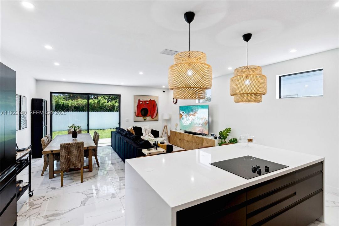 For Sale: $1,450,000 (4 beds, 4 baths, 2594 Square Feet)