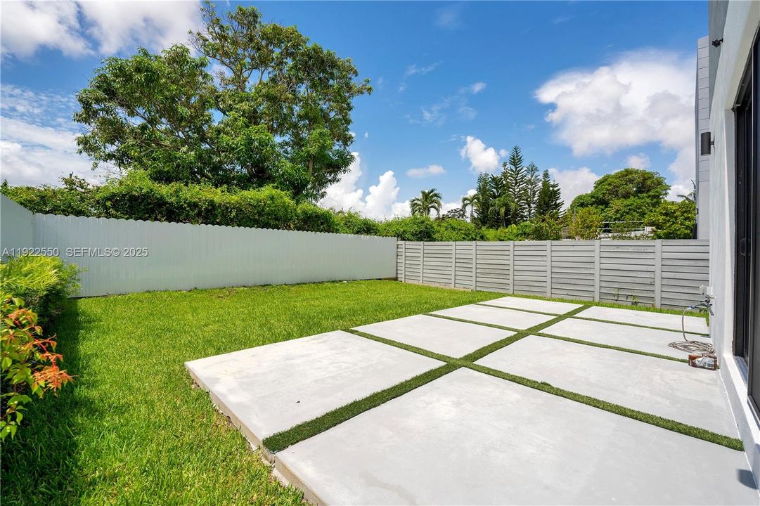 For Sale: $1,450,000 (4 beds, 4 baths, 2594 Square Feet)