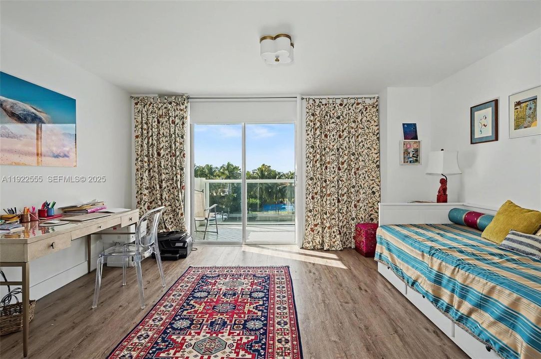 待售: $660,000 (2 贝兹, 2 浴室, 1484 平方英尺)