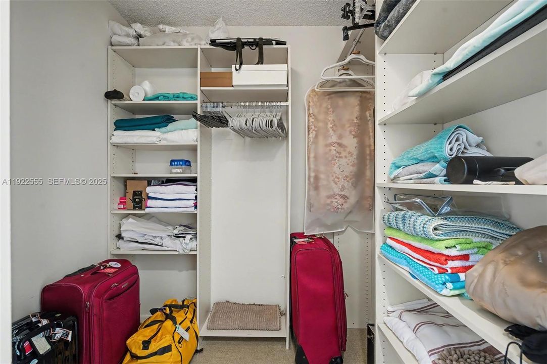 待售: $660,000 (2 贝兹, 2 浴室, 1484 平方英尺)