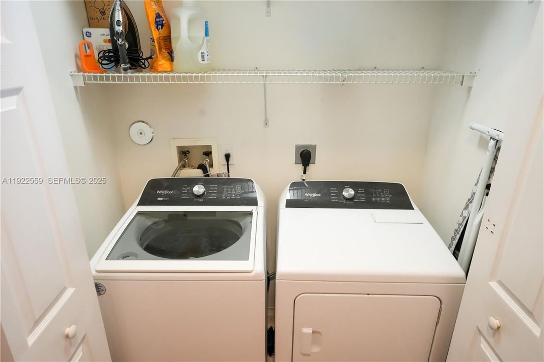 待售: $599,000 (3 贝兹, 2 浴室, 1650 平方英尺)