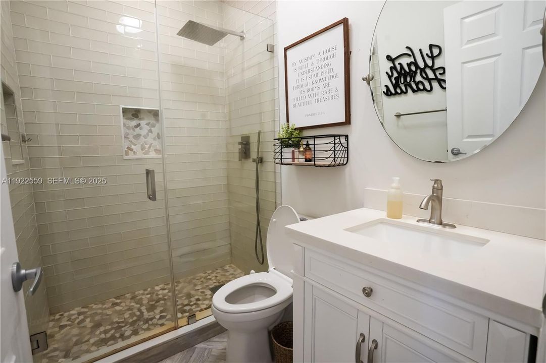 待售: $599,000 (3 贝兹, 2 浴室, 1650 平方英尺)