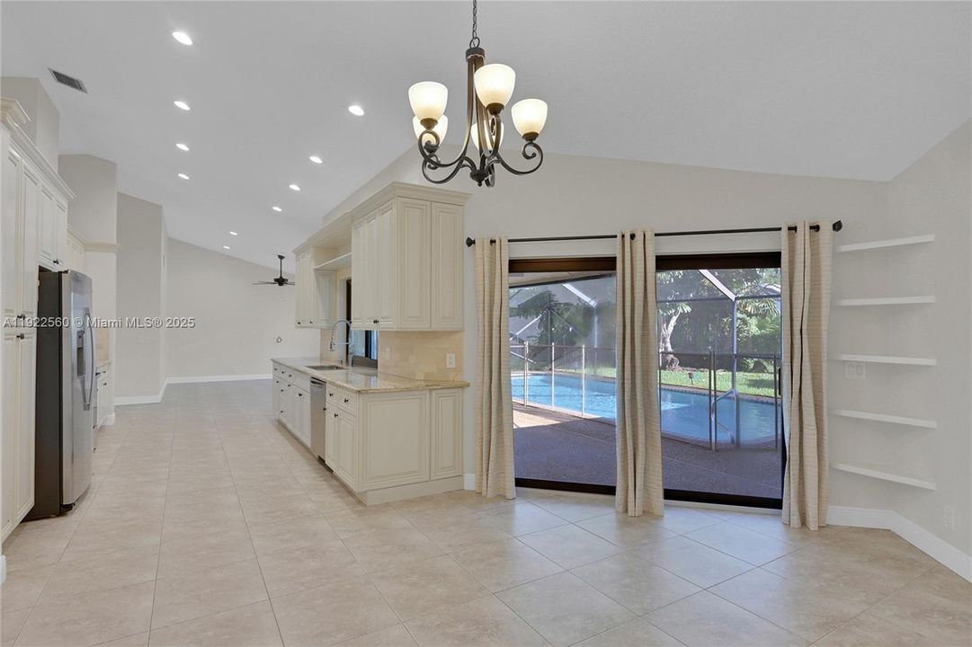 En Renta: $5,795 (5 camas, 3 baños, 2834 Pies cuadrados)